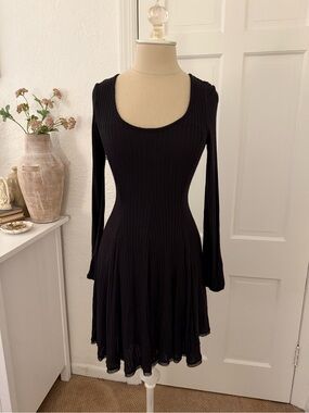 uo phoebe corseted shirt dress UO phoebe corseted shirt dress- never worn!!